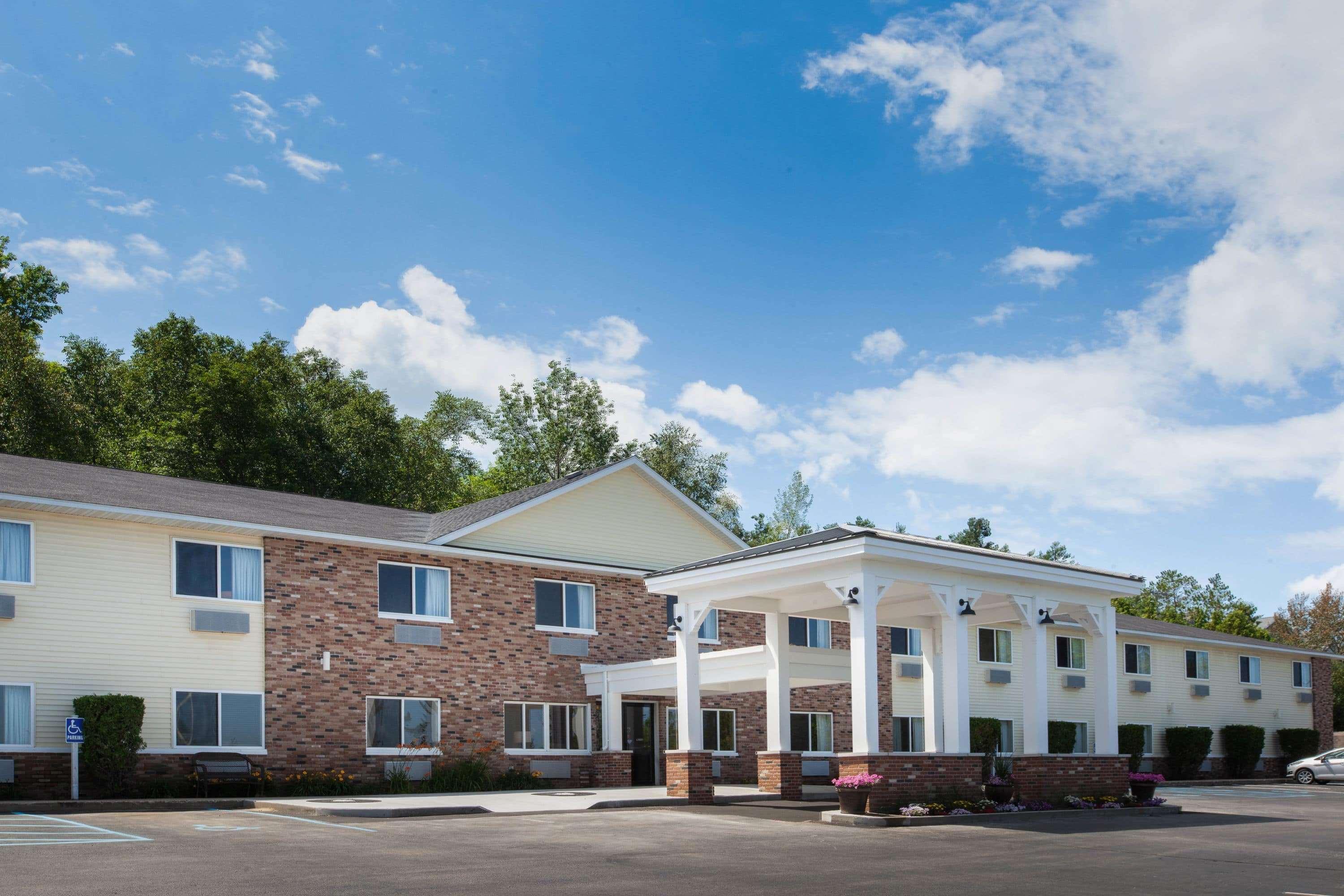 Americinn By Wyndham Petoskey Exteriér fotografie