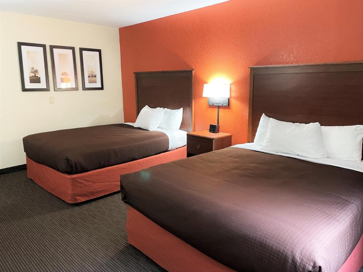 Americinn By Wyndham Petoskey Exteriér fotografie