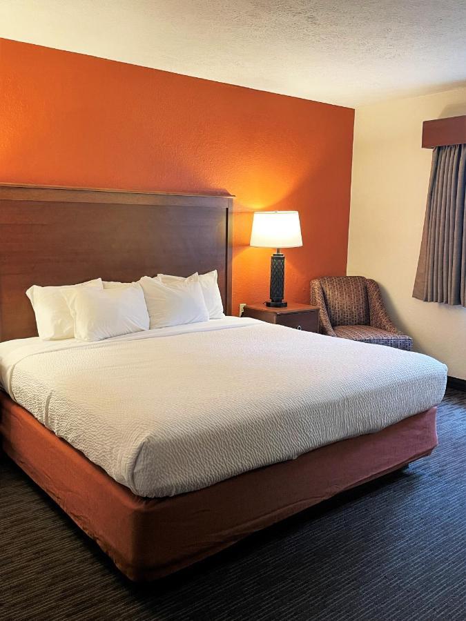 Americinn By Wyndham Petoskey Exteriér fotografie