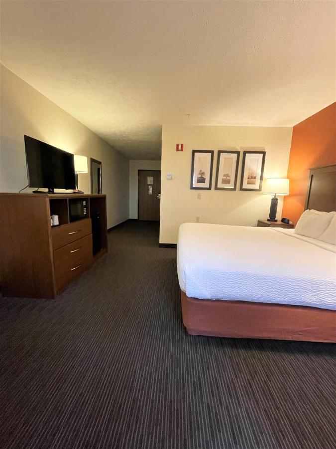 Americinn By Wyndham Petoskey Exteriér fotografie
