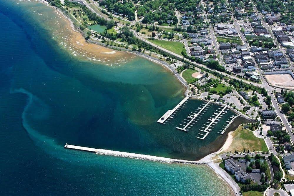 Americinn By Wyndham Petoskey Exteriér fotografie