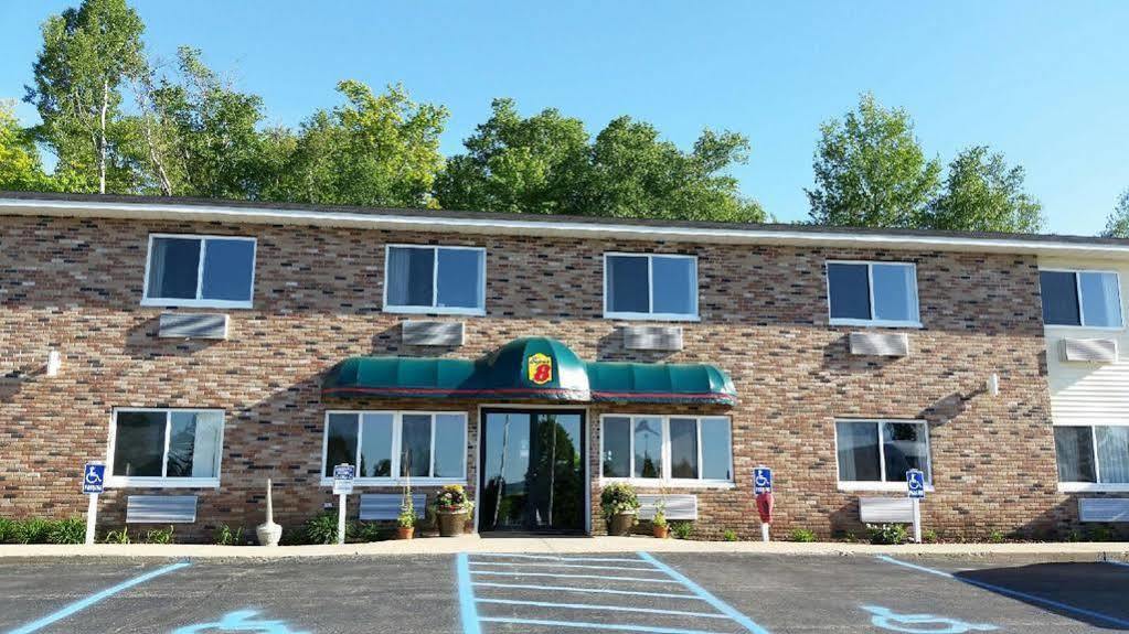 Americinn By Wyndham Petoskey Exteriér fotografie